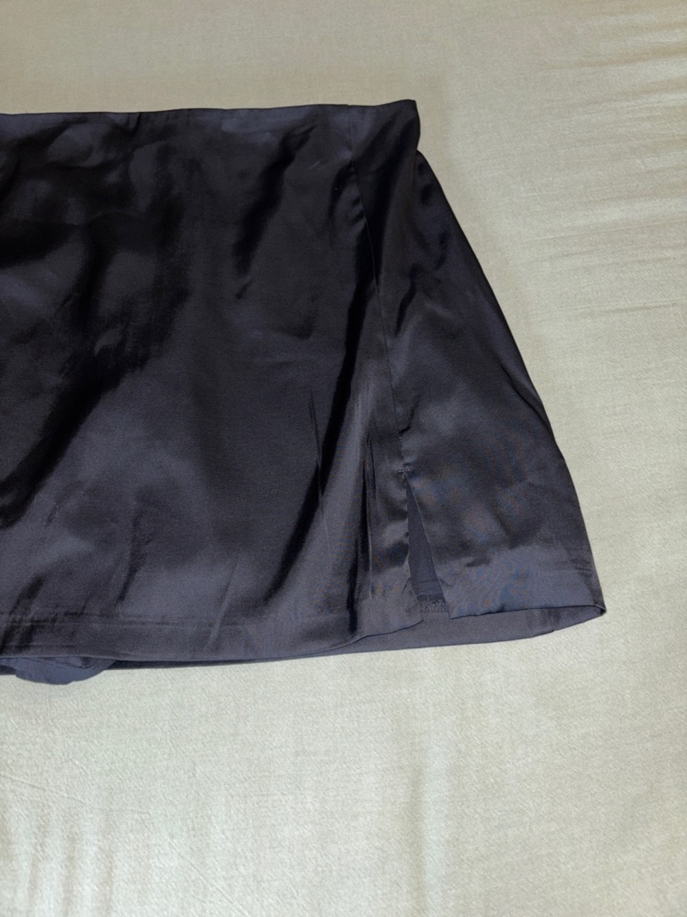 Abercrombie Satin Mini Skort with Side Slit - Picture 2 of 4